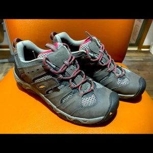 KEEN Koven Hiking Gray Leather Lace Up Shoes 1011280 Women’s Size 9